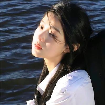 尾随封面